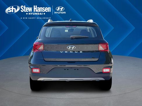 New 2026 Hyundai Venue SEL image 7