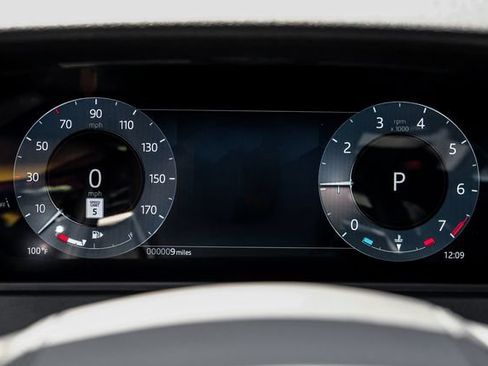 New 2026 Land Rover Range Rover Velar S AWD/4WD image 25
