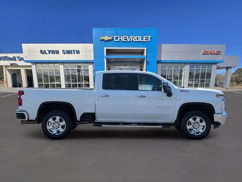 Used 2022 Chevrolet Silverado 2500 LTZ w/ LTZ Convenience Package AWD/4WD image 7