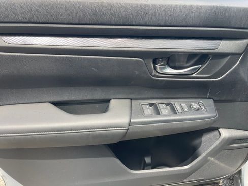 Used 2024 Honda CR-V LX image 7