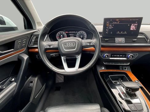 Used 2023 Audi Q5 2.0T Premium Plus w/ Premium Plus Package AWD/4WD image 11