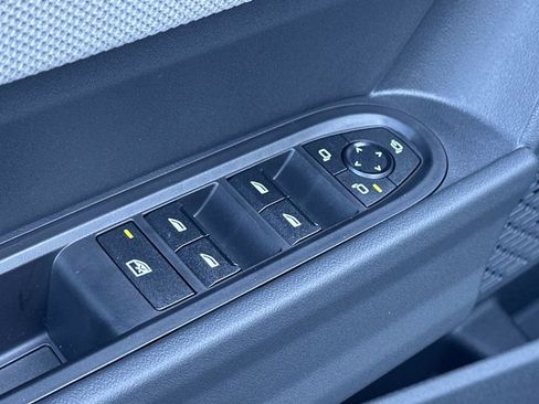 Used 2026 MINI Cooper 4-Door Hardtop image 22