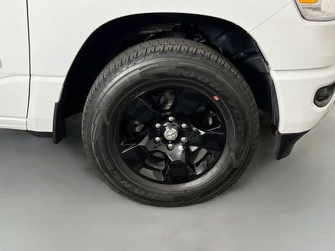 Used 2024 RAM 1500 Big Horn AWD/4WD image 37