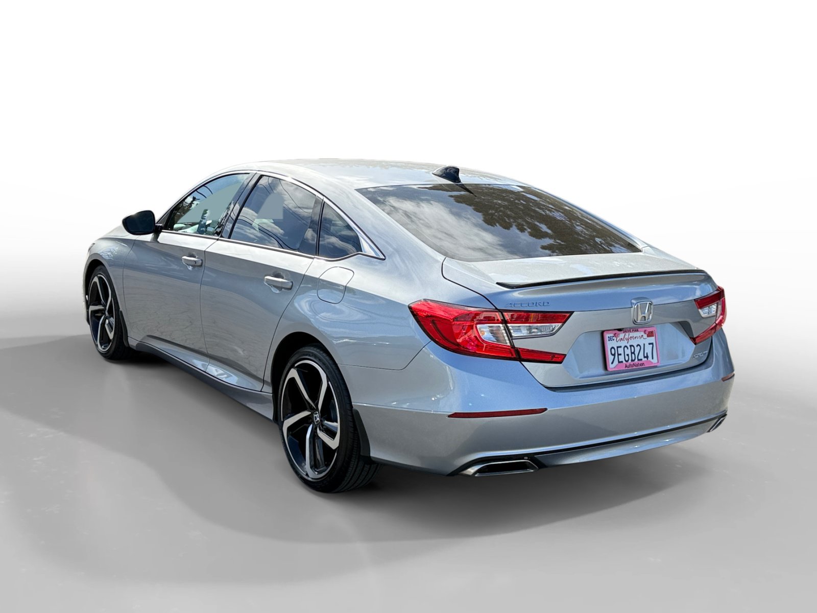 Used 2022 Honda Accord Sport image 3