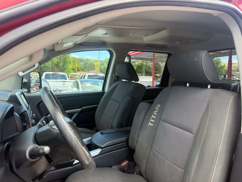 Used 2015 Nissan Titan PRO-4X AWD/4WD image 13