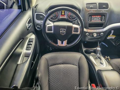 Used 2017 Dodge Journey SE w/ Flexible Seating Group FWD image 19