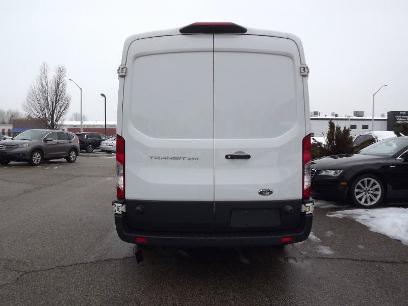 Used 2018 Ford Transit 250 148 Medium Roof RWD image 4