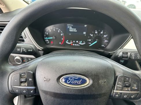 Used 2020 Ford Escape SE image 20