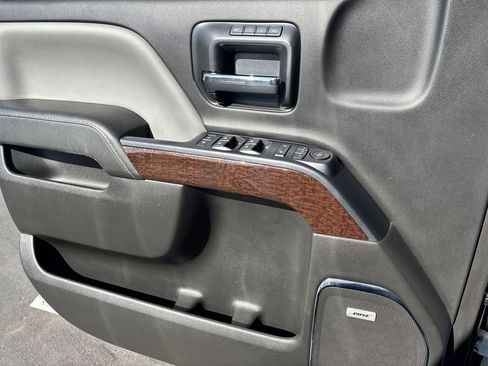 Used 2018 GMC Sierra 1500 SLT w/ SLT Premium Package image 22