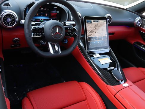 New 2025 Mercedes-Benz SL 63 AMG S e Performance 4MATIC image 18