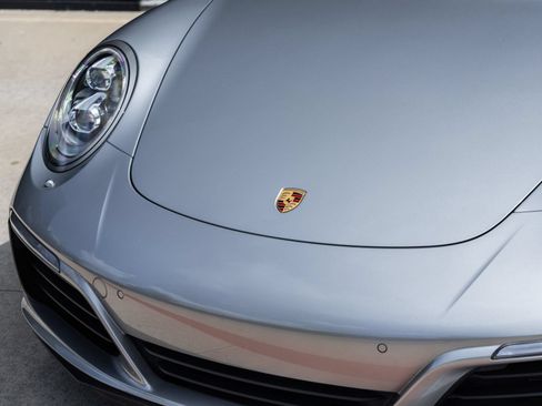 Certified 2017 Porsche 911 Carrera 4S AWD/4WD image 18