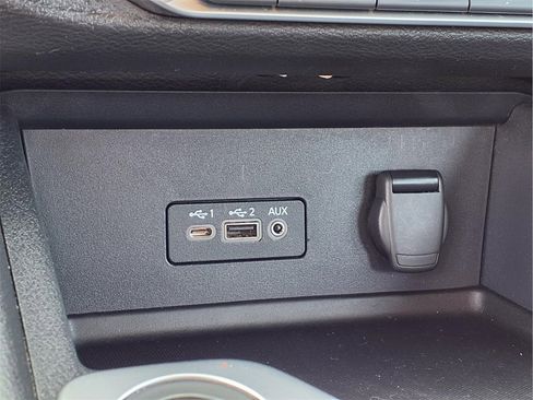 Used 2023 Nissan Sentra SV image 19