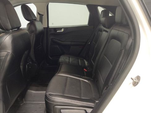 Used 2022 Ford Escape SEL w/ Technology Package AWD/4WD image 18
