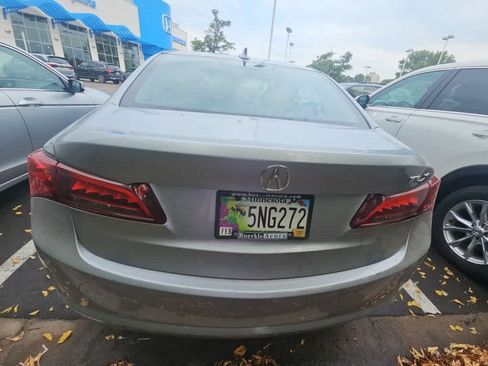 Used 2017 Acura TLX w/ Technology Package FWD image 5