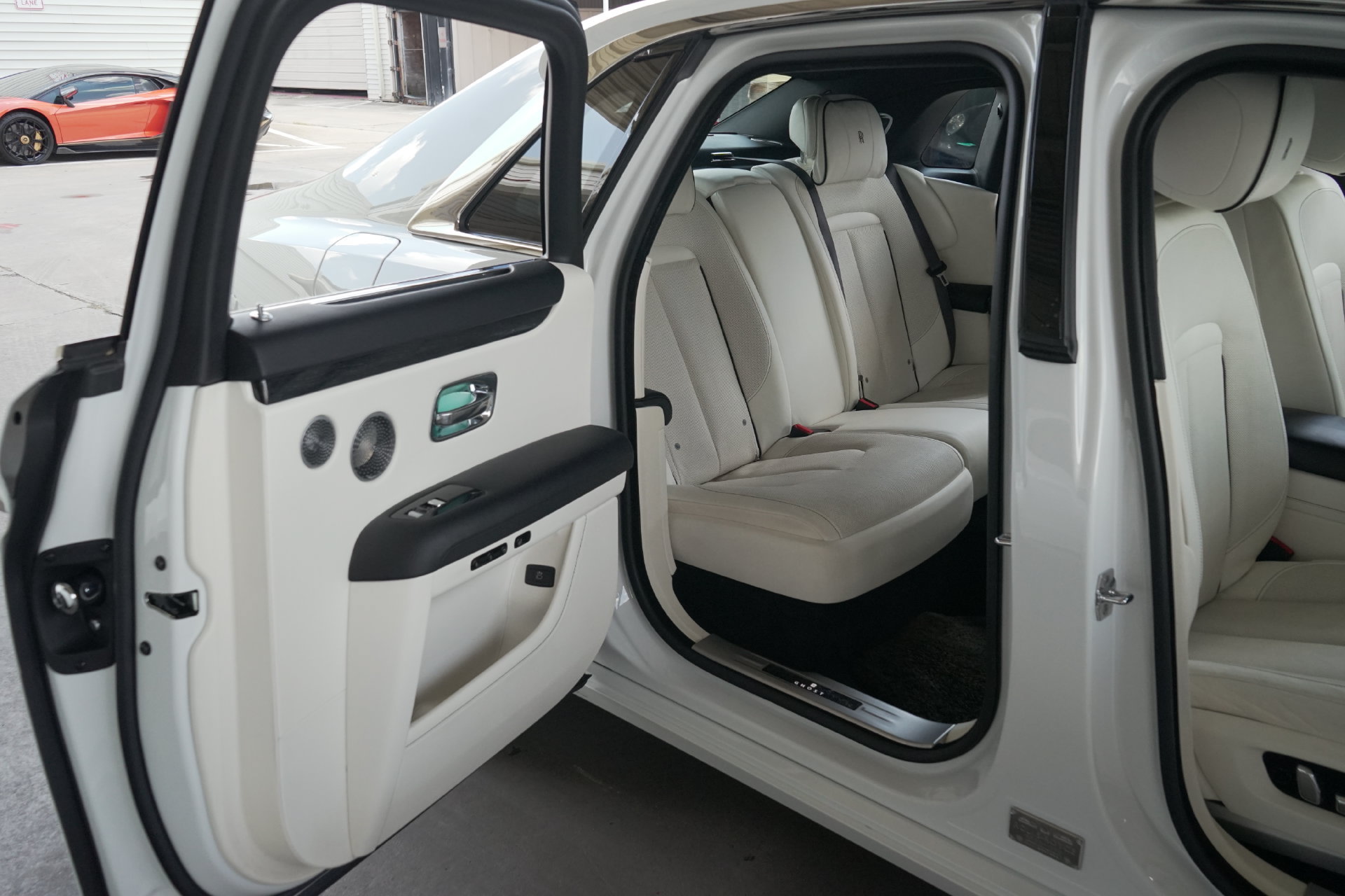 Used 2021 Rolls-Royce Ghost AWD/4WD image 17