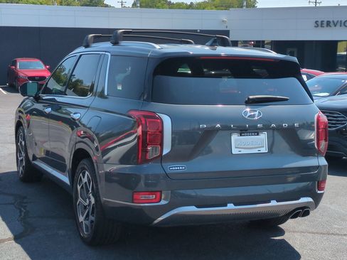 Used 2022 Hyundai Palisade Calligraphy FWD image 3