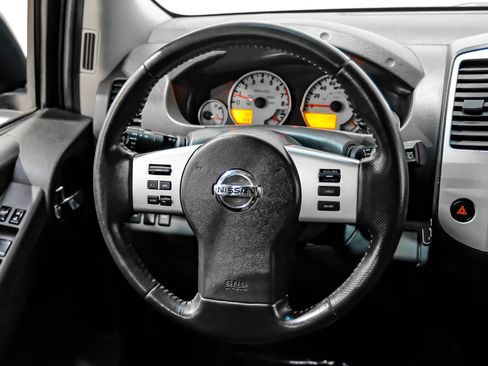 Used 2015 Nissan Xterra PRO-4X AWD/4WD image 14