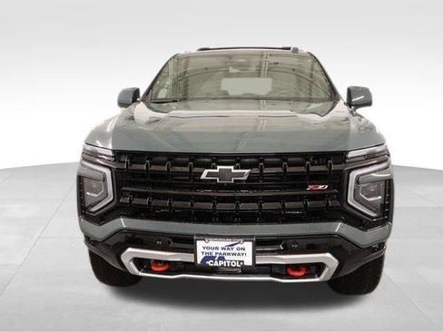 New 2026 Chevrolet Suburban Z71 w/ Comfort Package image 6