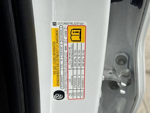 Used 2020 GMC Sierra 1500 AT4 w/ AT4 Premium Package AWD/4WD image 40