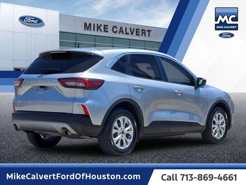 Used 2023 Ford Escape Active FWD image 5