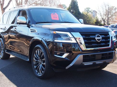 Used 2023 Nissan Armada Platinum w/ Captain's Chairs Package image 1