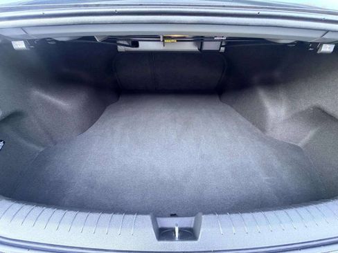 Used 2015 Hyundai Sonata SE w/ Option Group 02 FWD image 5