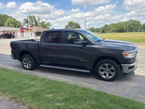 Used 2022 RAM 1500 Big Horn AWD/4WD image 8