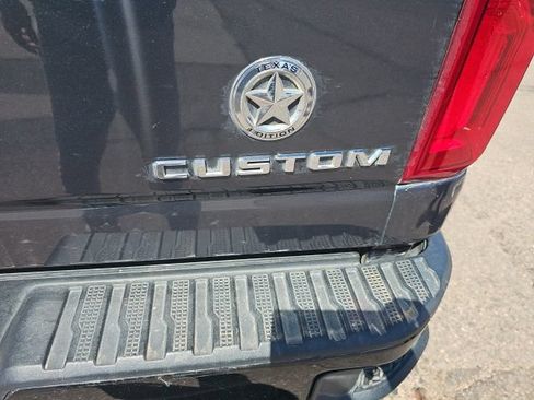 Used 2020 Chevrolet Silverado 2500 Custom w/ Custom Value Package AWD/4WD image 6