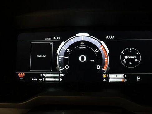 New 2026 Toyota Tundra Platinum image 15