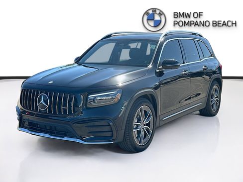 Used 2025 Mercedes-Benz GLB 35 AMG 4MATIC image 3