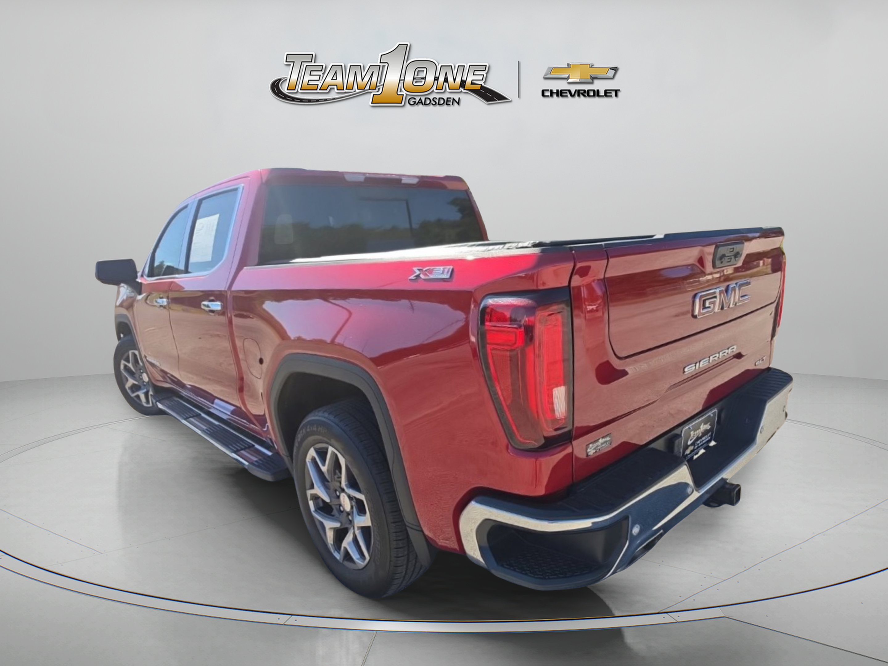 Used 2024 GMC Sierra 1500 SLT w/ SLT Premium Plus Package AWD/4WD image 6