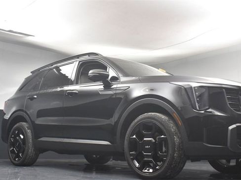 Certified 2024 Kia Sorento X-Line EX image 33