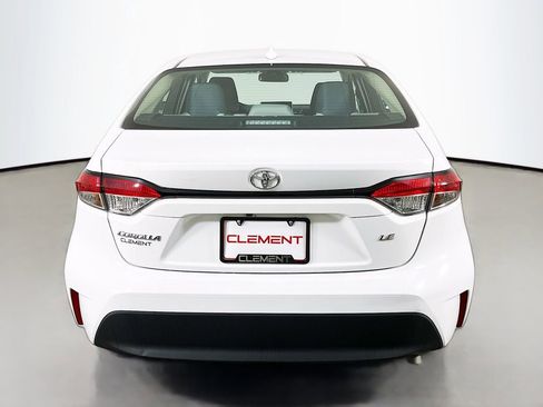 Used 2025 Toyota Corolla LE FWD image 8