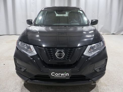 Used 2020 Nissan Rogue S image 6