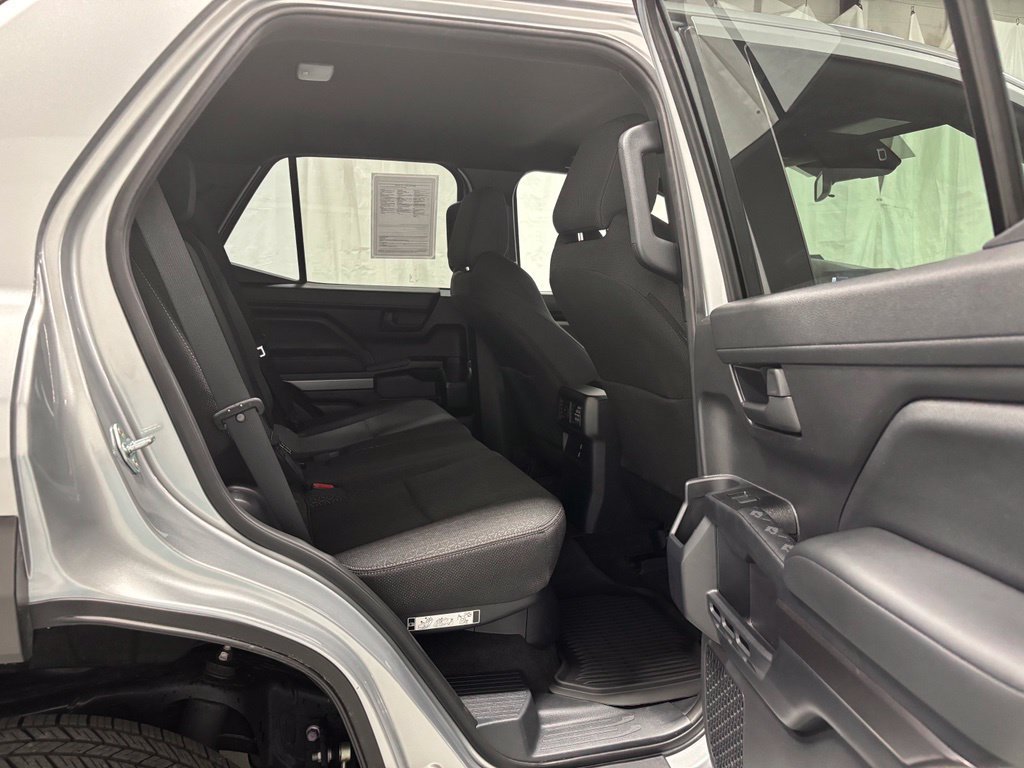 Used 2026 Toyota 4Runner SR5 AWD/4WD image 50