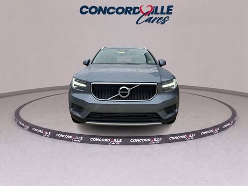 Used 2019 Volvo XC40 T5 Momentum AWD/4WD image 2