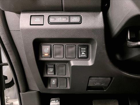 New 2025 Nissan Frontier SV w/ SV Convenience Package RWD image 27
