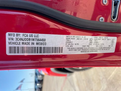 Used 2021 Jeep Compass Trailhawk image 28