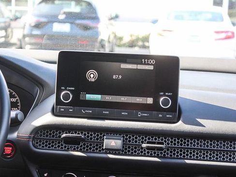 Used 2025 Honda HR-V Sport image 21