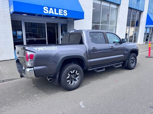 Used 2023 Toyota Tacoma TRD Off-Road AWD/4WD image 20