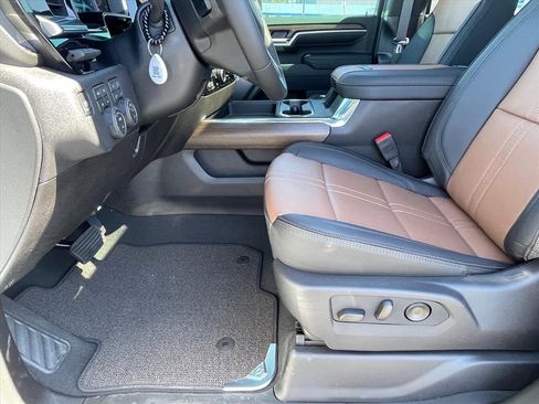 New 2026 Chevrolet Silverado 2500 High Country w/ Technology Package AWD/4WD image 24