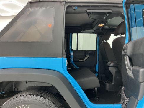 Used 2017 Jeep Wrangler Unlimited Sport w/ Quick Order Package 24S AWD/4WD image 21