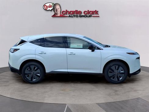 New 2026 Nissan Murano SL image 6