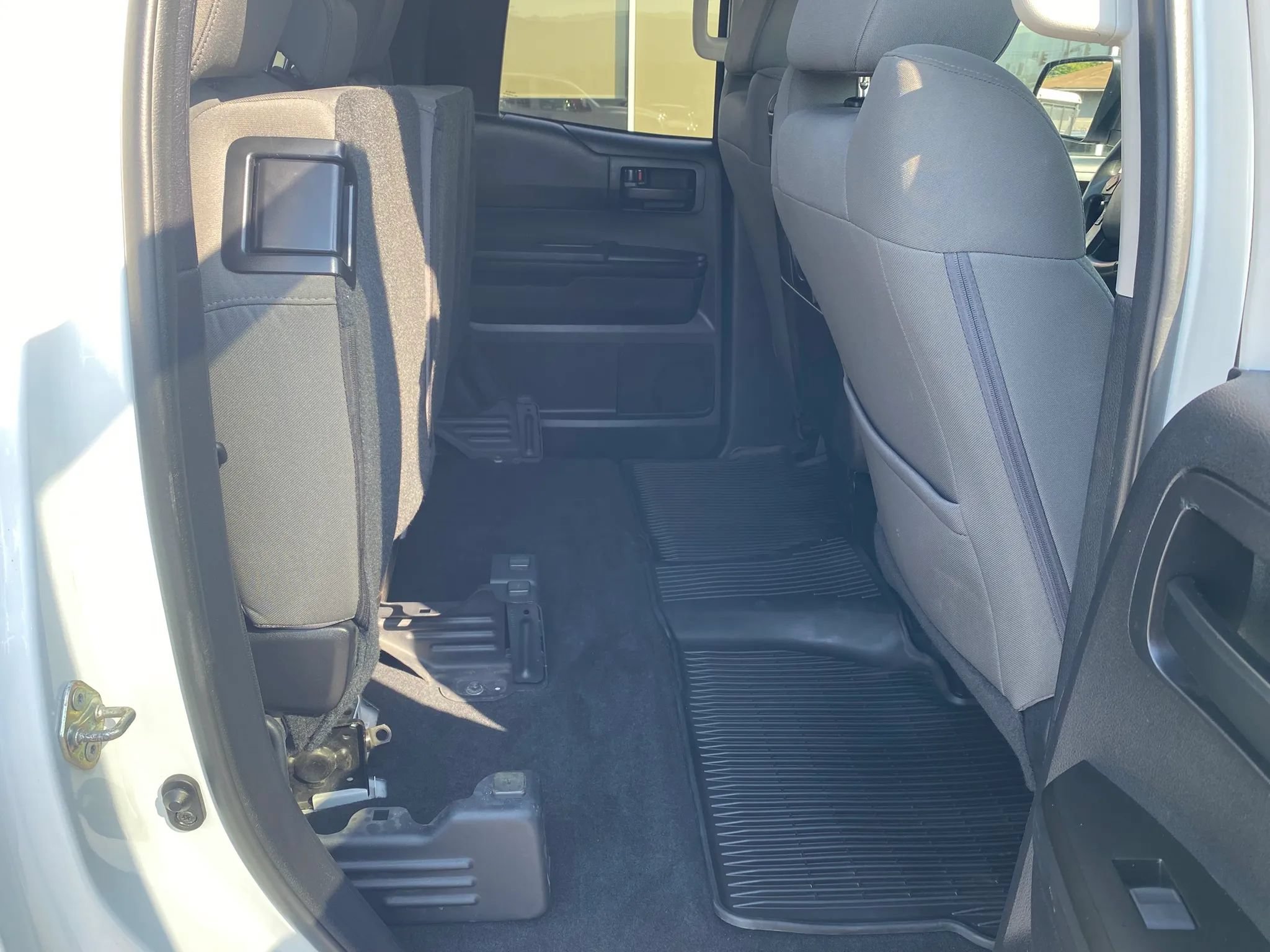 Used 2019 Toyota Tundra SR AWD/4WD image 27