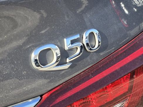 Used 2019 INFINITI Q50 Luxe w/ Essential Package (3.0T Luxe) image 11