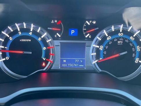 Used 2015 Toyota 4Runner SR5 Premium RWD image 14