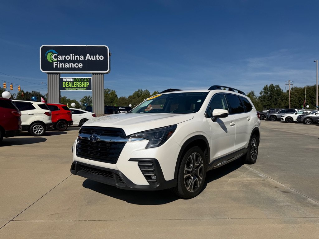 Used 2023 Subaru Ascent Limited AWD/4WD image 1