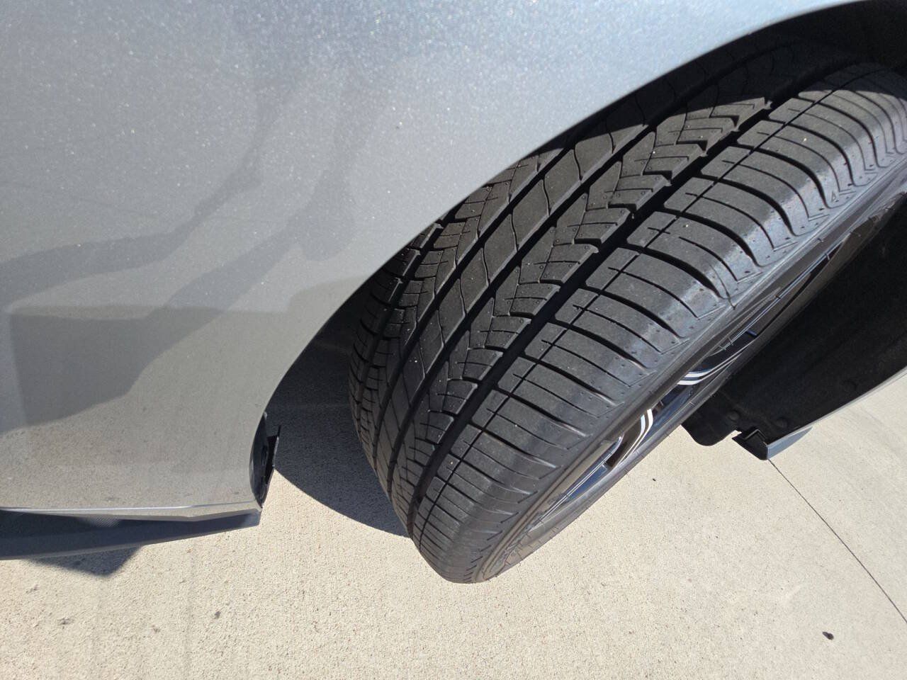 Used 2025 Ford Mustang Premium RWD image 36