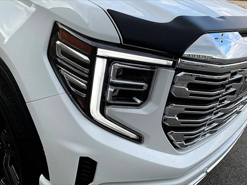 Used 2023 GMC Sierra 1500 Denali w/ Denali Reserve Package image 28