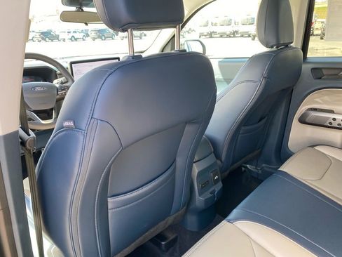 New 2026 Ford Maverick Lariat image 28